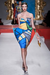 Grace Hartzel  Moschino Spring 2020 RTW MFW 1.jpg