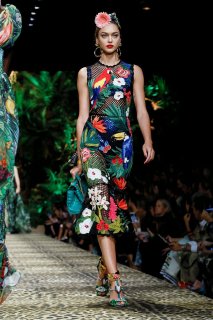 Zhenya Katava Dolce & Gabbana Spring 2020 RTW MFW 1.jpg