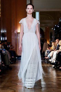 Giselle Norman Altuzarra Spring 2020 RTW PFW 3.jpg