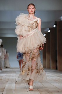 Deirdre Firinne Alexander McQueen Spring 2020 RTW PFW 2.jpg