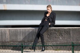 Anja-Rubik---On-a-Photoshoot-for-Vogue-Magazine-11.jpg