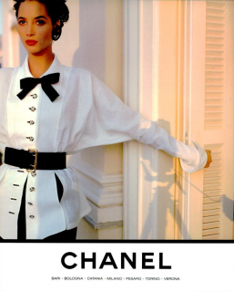 Lagerfeld_Chanel_Spring_Summer_1991_03.png
