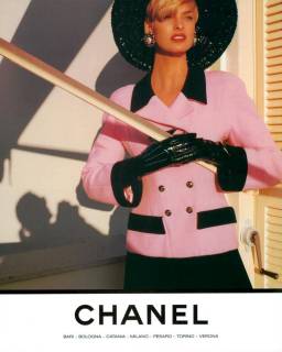 Lagerfeld_Chanel_Spring_Summer_1991_04.png