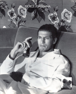 Meisel_Dolce_&_Gabbana_Spring_Summer_1991_04.png