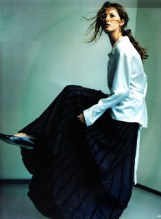 vogue_uk_oct_1998_9.jpg
