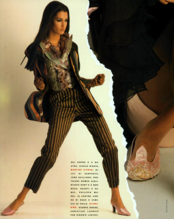 Chin_Vogue_Italia_March_1991_03.png