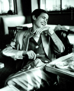 Una-Donna-Demarchelier-Vogue-Italia-March-1991-03.png