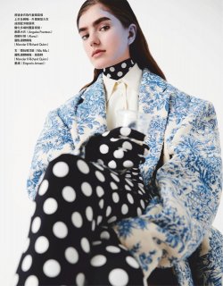 2019-12-01_VOGUE_TAIWAN-217 拷貝.jpg