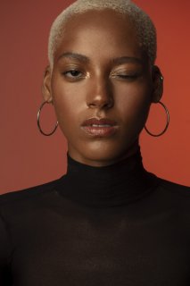 julia_menezes_-_by_lucio_luna_-_02.2019_7.jpg