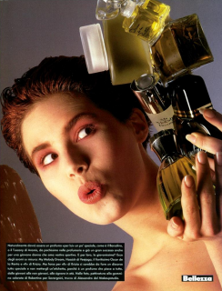 Profumarsi_Gemelli_Vogue_Italia_June_1985_04.png