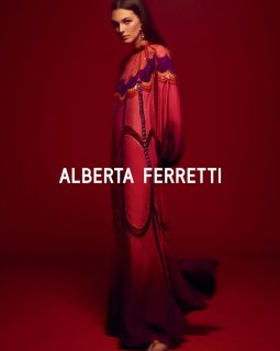 Alberta-Ferretti-SS20-Karim-Sadli-03.jpg