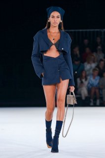 Jacquemus-Menswear-FW20-Paris-6600-1579370290.jpg