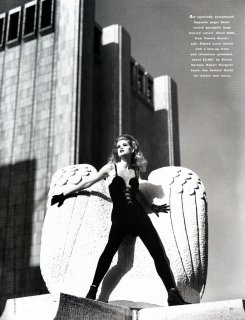 bazaar_us_may_1992_33.jpg