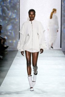 00005-rosa-cha-fall-2019-ready-to-wear-credit-matteo-prandoni.jpg