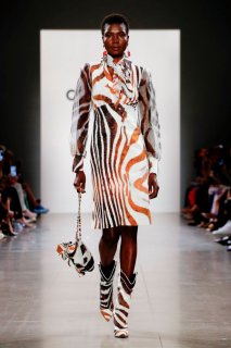 Chiara-Boni-RTW-SS20-New-York-4835-1567906607.jpg