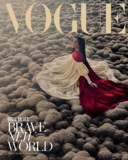 voguegreece_83428077_1450852645093092_1074536996382845205_n.jpg