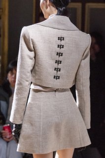 Olivier+Theyskens+Fall+2020+Details+nEykt0rV_Y2x.jpg