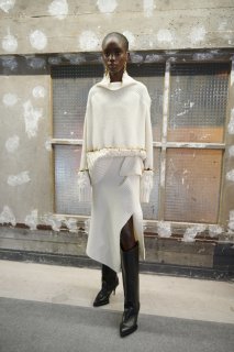 Sacai+Fall+2020+Backstage+kBCdmYS-bSWx.jpg