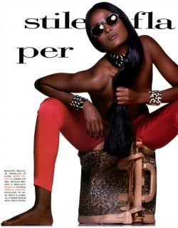 Stile_Flamboyant_Chin_Vogue_Italia_June_1992_01.png