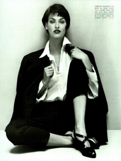 Vogue Italia September 1991 : Linda Evangelista by Steven Meisel | Page ...