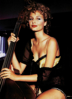 Acid_Sweet_Hanson_Vogue_Italia_April_1994_08.png