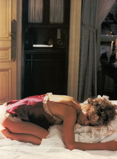 Wake_Up_Hanson_Vogue_Italia_April_1994_01.png