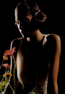 Sorrenti_Vogue_Italia_February_2005_08.png