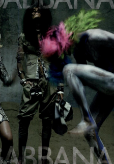 Meisel_Dolce_&_Gabbana_Spring_Summer_2005_04.png