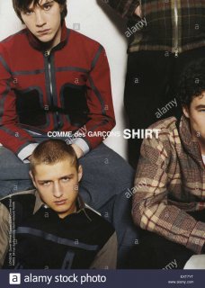 2000s-uk-comme-des-garcons-magazine-advert-EXT7YT.jpg