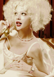 von_Unwerth_Vogue_Italia_May_2004_09.png