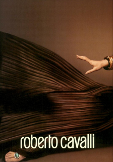 Mert_&_Marcus_Roberto_Cavalli_Spring_Summer_2005_02.png