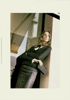 Lagerfeld_Chanel_Spring_Summer_2005_04.png