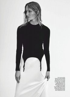 Marie_Claire_Australia_-_July_2020-2-101 拷貝.jpg