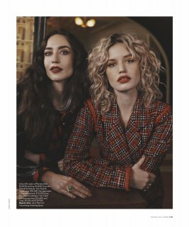 Vogue_Australia_-_June_2020-123 拷貝.jpg