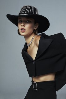 SUZAN_CEKETT_700x.jpg