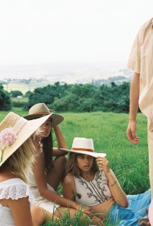 Hutton-Sun-Hat-2-lifestyle.jpg.dd025b21202d56ea8c13584a4a064b10.jpg