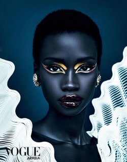 Vogue-Arabia-December-2019-Desiree-Mattsson-02.jpg