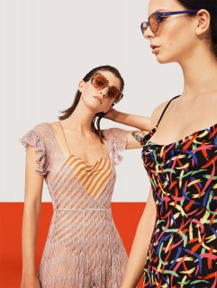 L'Officiel Italia N°33 - Summer 2020-239 拷貝.jpg