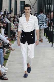 00082-DOLCE-GABBANA-MENSWEAR-SPRING-21.jpg