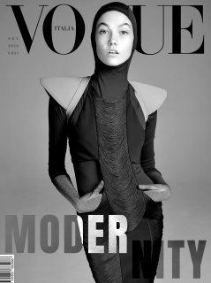 karlie-kloss-vogue-italia-jan-2010-form-function-by-steven-meisel copy.jpg