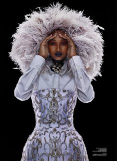 Ugbad-Abdi-V-Magazine-120-Sølve-Sundsbø-01.jpg