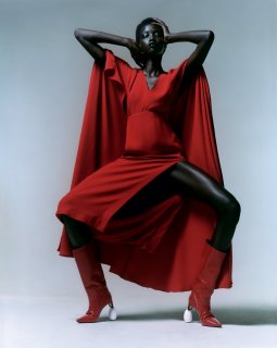 30tmag-fashion-cover-slide-637B-superJumbo.jpg