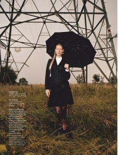 Grazia UK 5.10.2020_downmagaz.net-123 拷貝.jpg