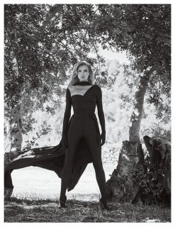 2020-10-01 Vogue Espana-153 拷貝.jpg