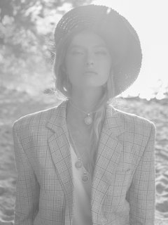 Janika_for_Mymoon_by_Iris_Kivisalu_4.jpg