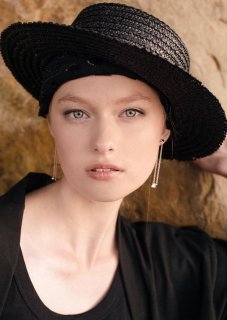 modelingagencyicon_117317140_309102010301643_3901409409264938108_n.jpg