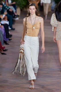 Cara Taylor Alberta Ferretti Spring 2021 RTW MFW 1.jpg