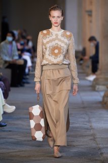 Sarah Dahl Max Mara Spring 2021 RTW MFW.jpg