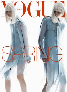 Vogue Italia Unia 2-Unfoldout.jpg