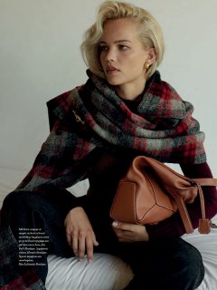 vogue_greece_october_2020-su¦Ιru¦Ιklenen_compressed-7fxd.jpg